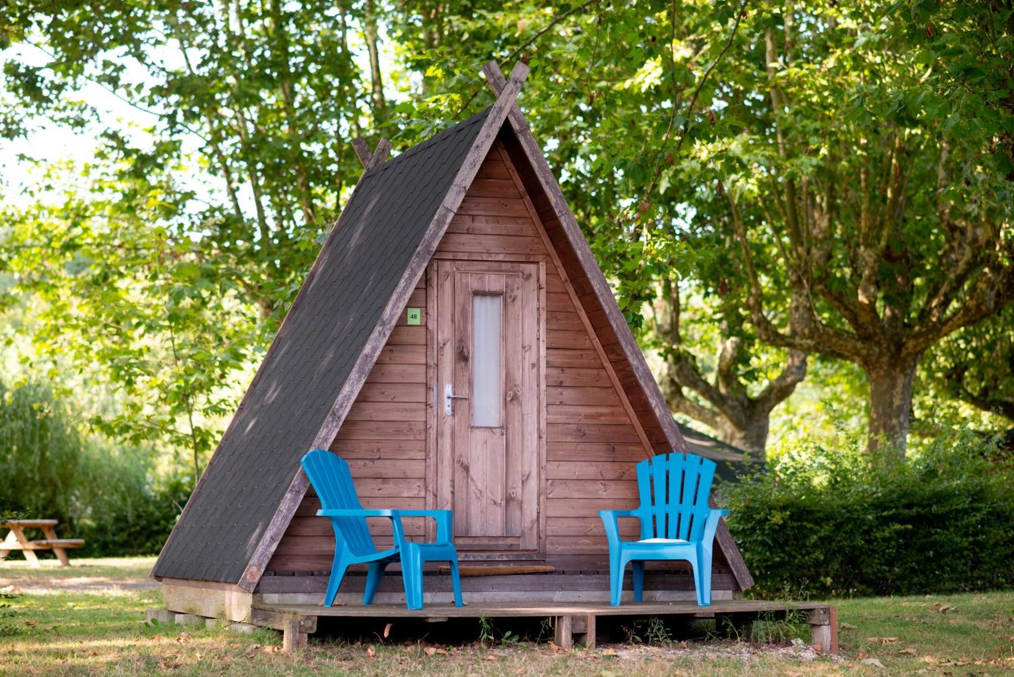 Camping De Thoissey *** Luaran gambar